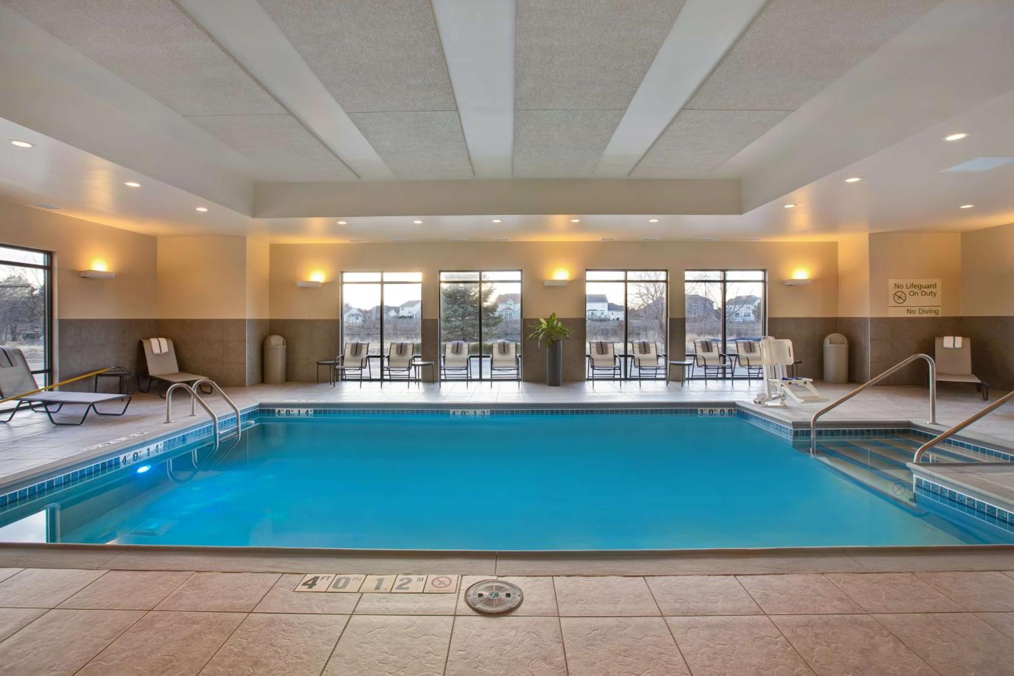 Hampton Inn Dekalb - Near The University מראה חיצוני תמונה